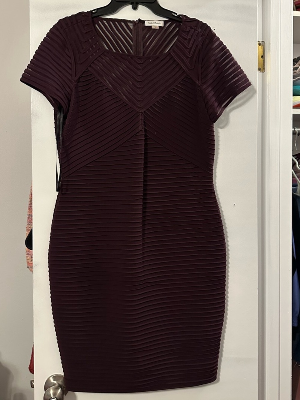 Calvin Klein Plum Textured Short-Sleeve Bodycon Dress